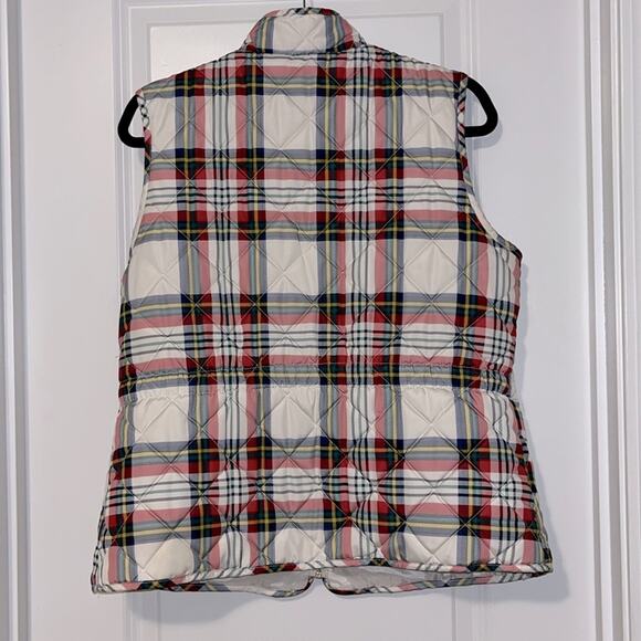St. John's Bay Quilted Plaid Vest - Picture 6 of 11